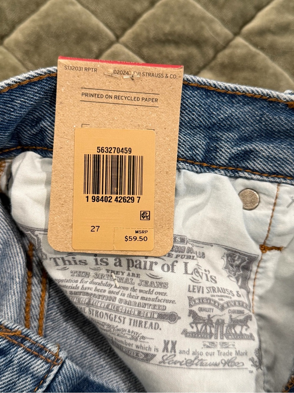Levi's Light Blue Denim Shorts with Contrast Stitching - Picture 3 of 3